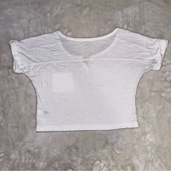 Express White Cropped Tshirt Size Small - Picture 5 of 8